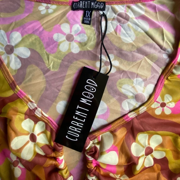 Dolls kill mesh crop top - Picture 3 of 4